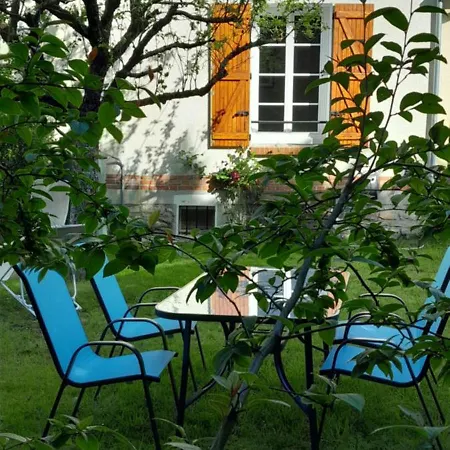 Holiday home Un Brin De Bonheur Troyes