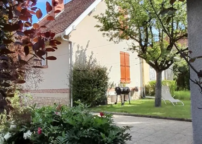 Un Brin De Bonheur Nyaraló *